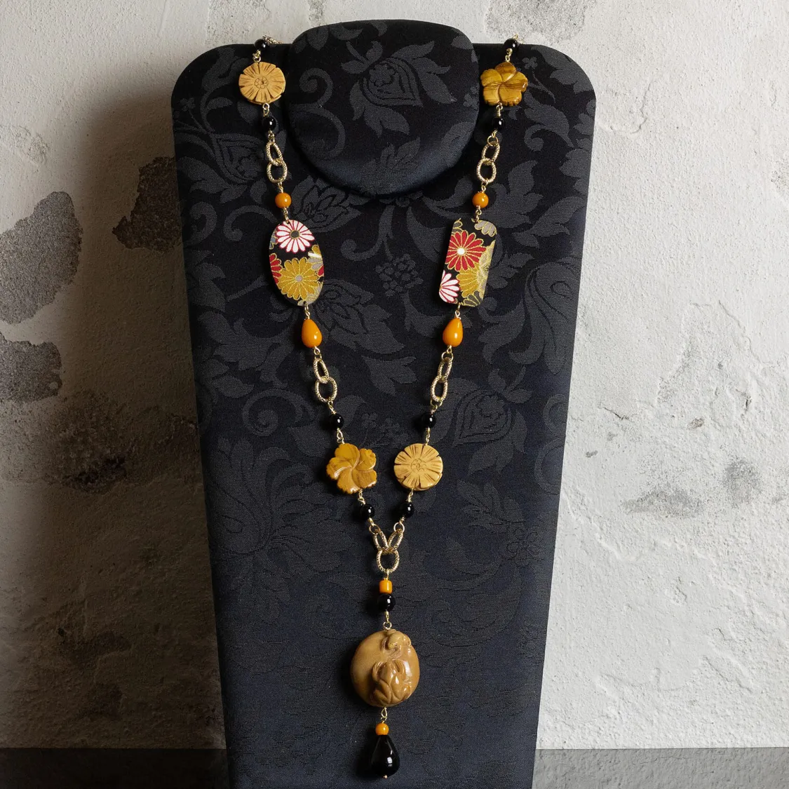 Collana Solo Io Fiori Marroni Pietre Nero
