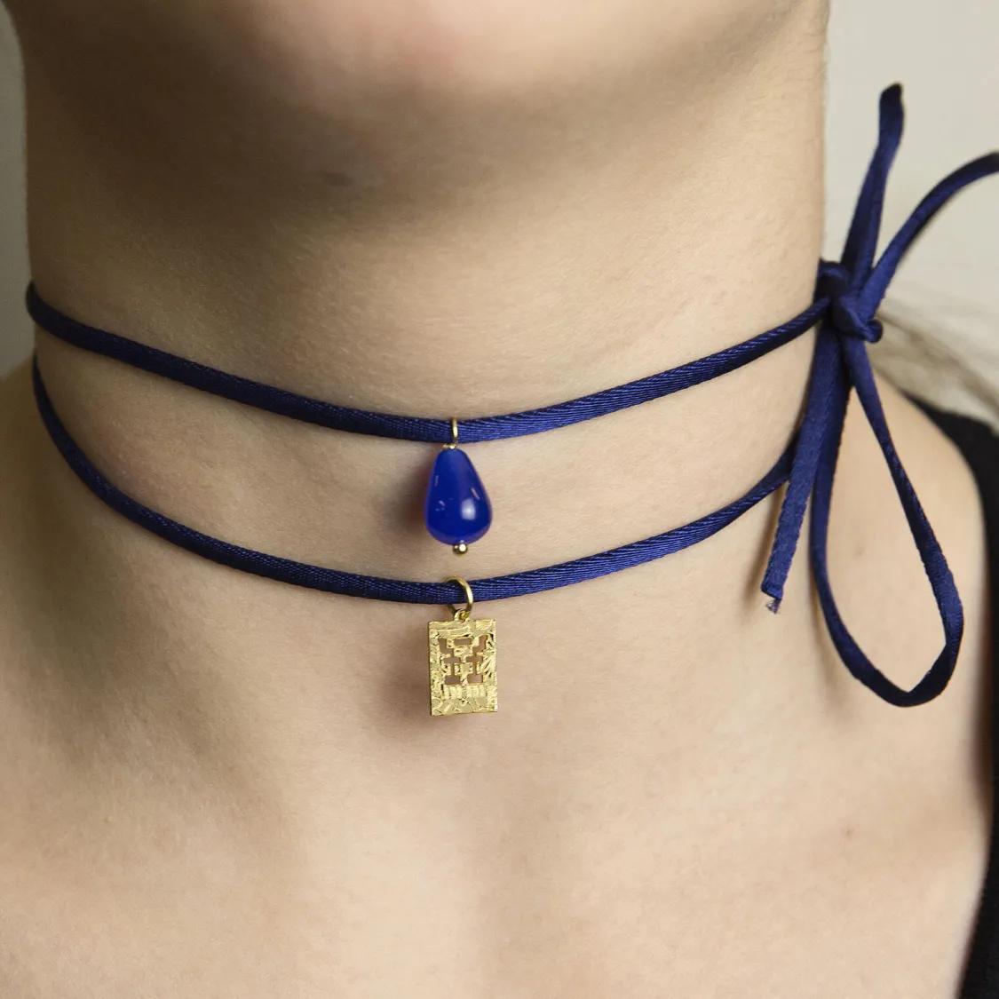 Collana Tessuto Torii Blu