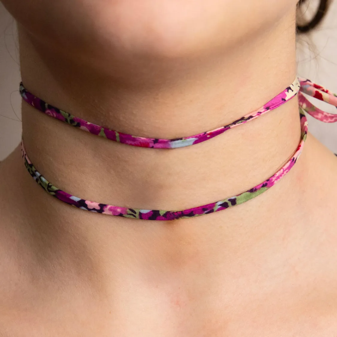 Nastro Tessuto Fiore Fucsia E Nero
